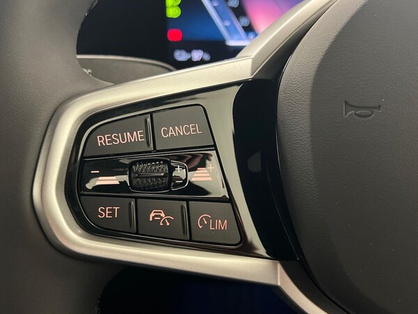 Used BMW i4 2025 for sale - 75436360: Photo 25