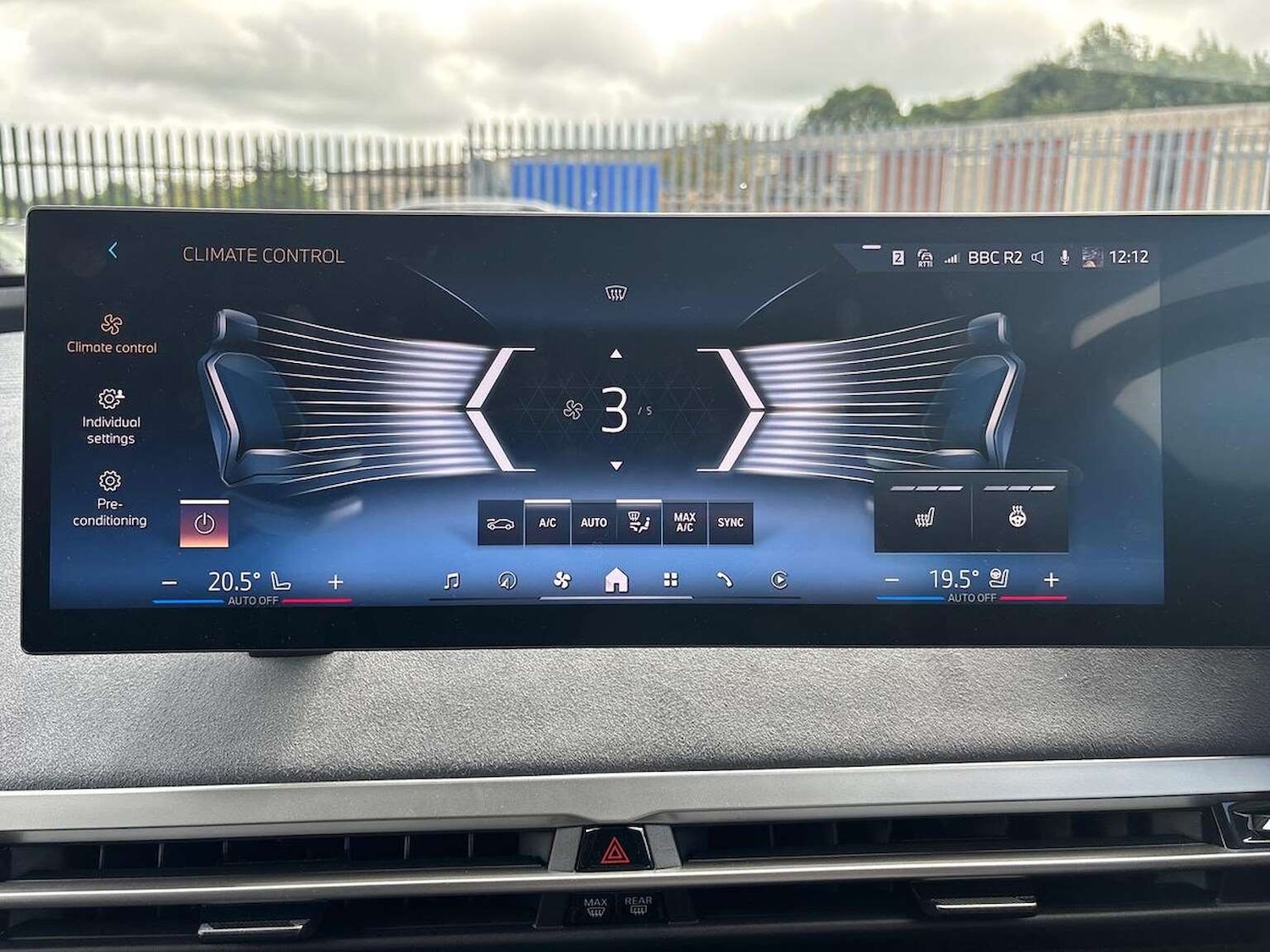 Used BMW iX 2025 for sale - 76596174: Photo 35