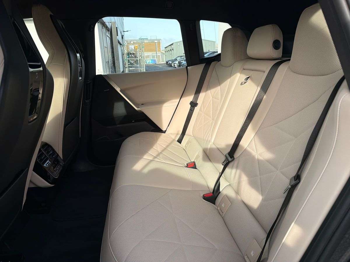 Used BMW iX 2023 for sale - 78135080: Photo 16