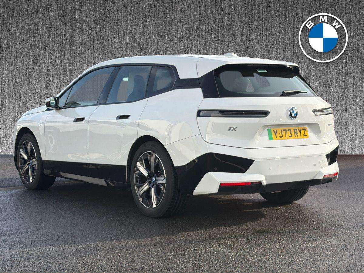 Used BMW iX 2023 for sale - 78135080: Photo 2