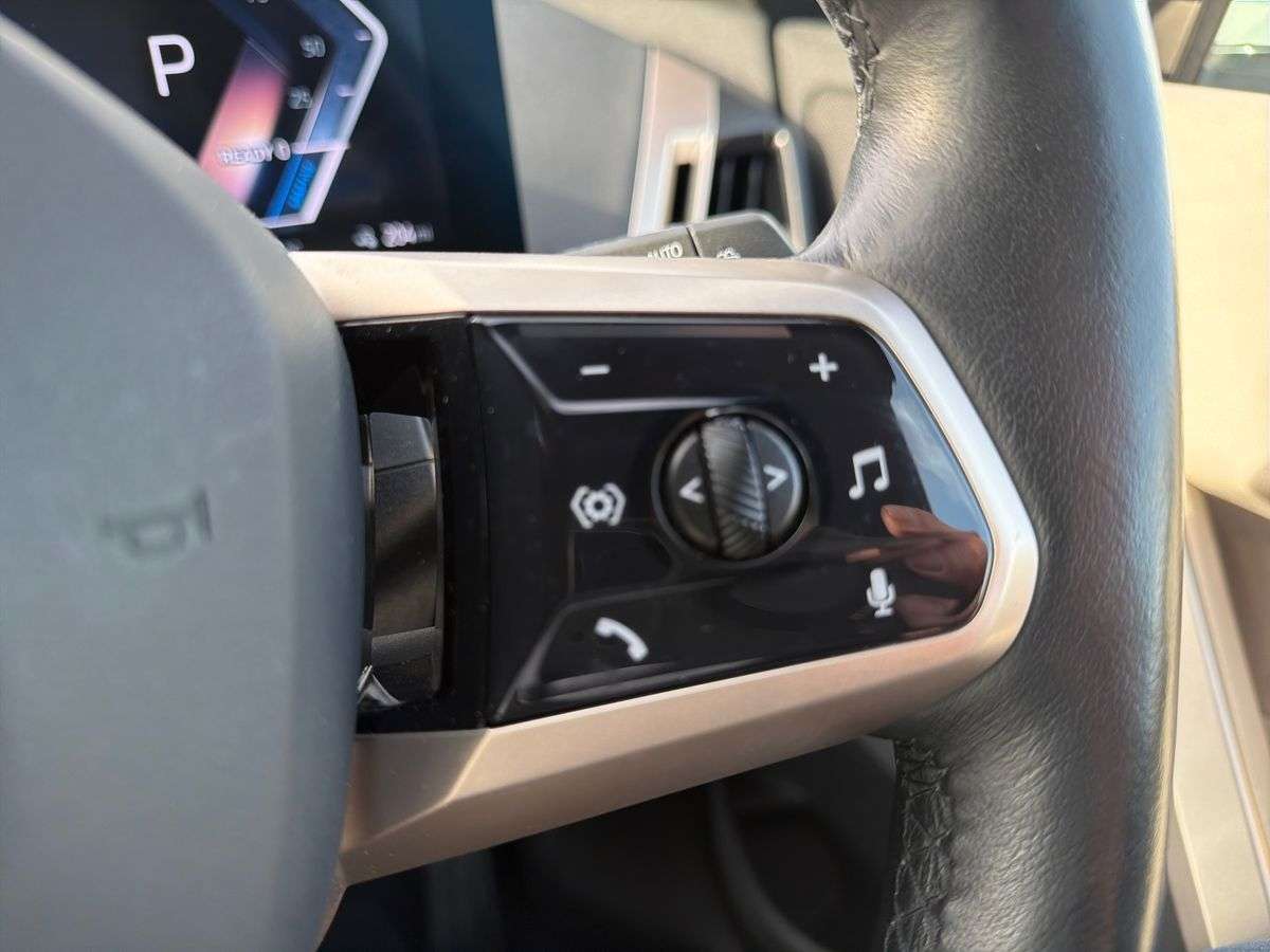 Used BMW iX 2023 for sale - 78135080: Photo 26