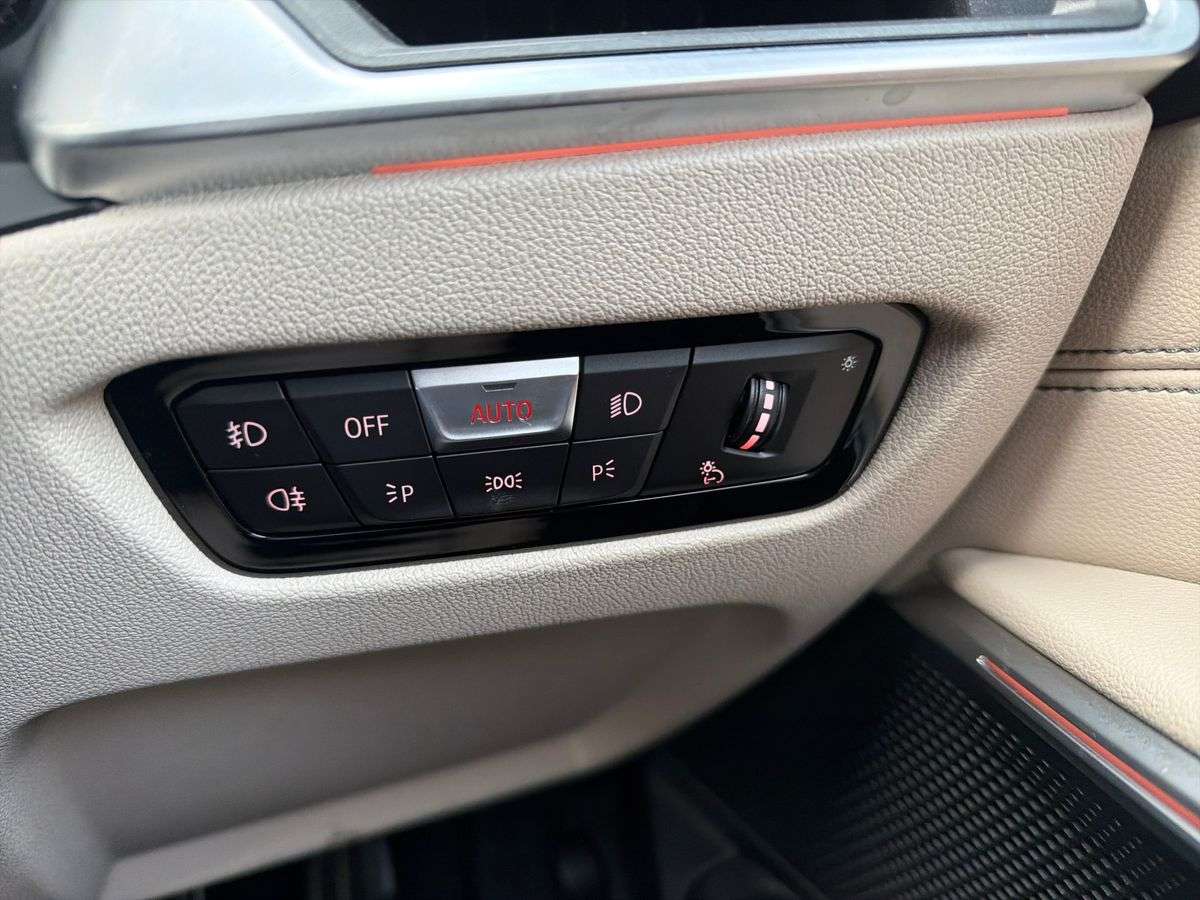 Used BMW 3 Series 2019 for sale - 77872099: Photo 27