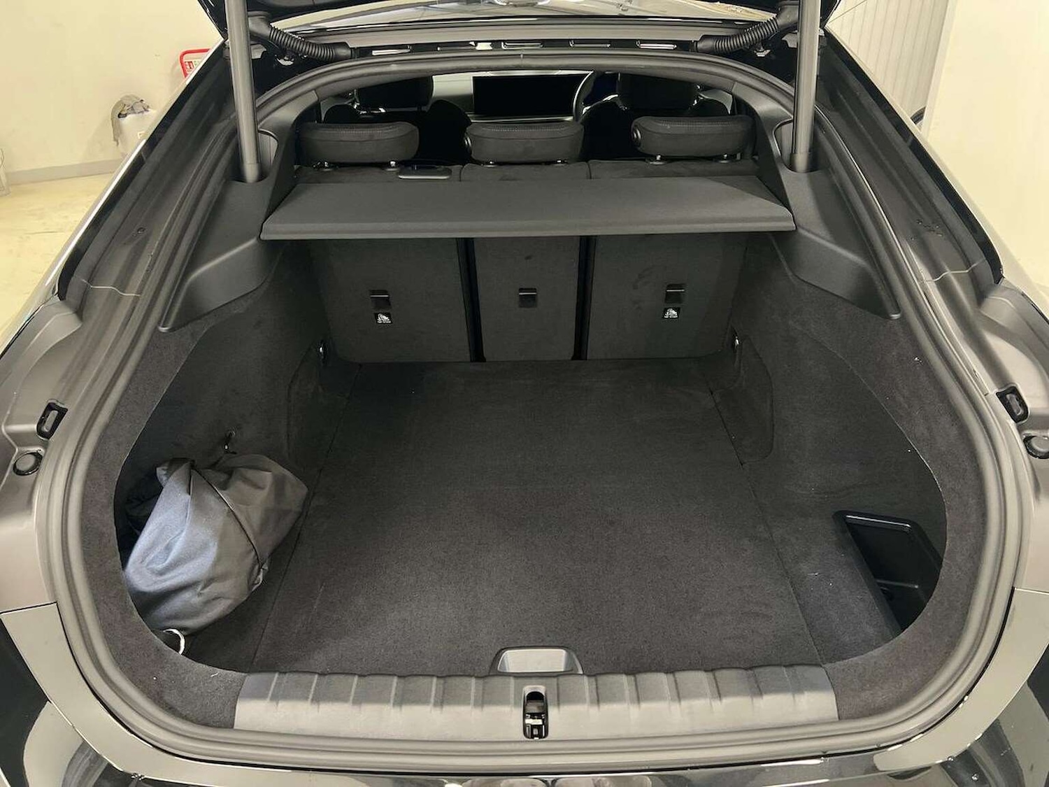 Used BMW i4 2025 for sale - 76596510: Photo 17