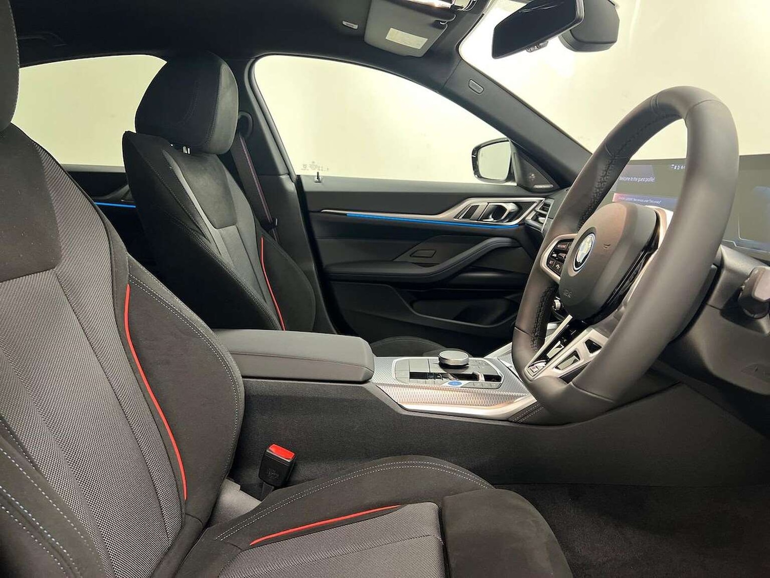 Used BMW i4 2025 for sale - 76596510: Photo 21