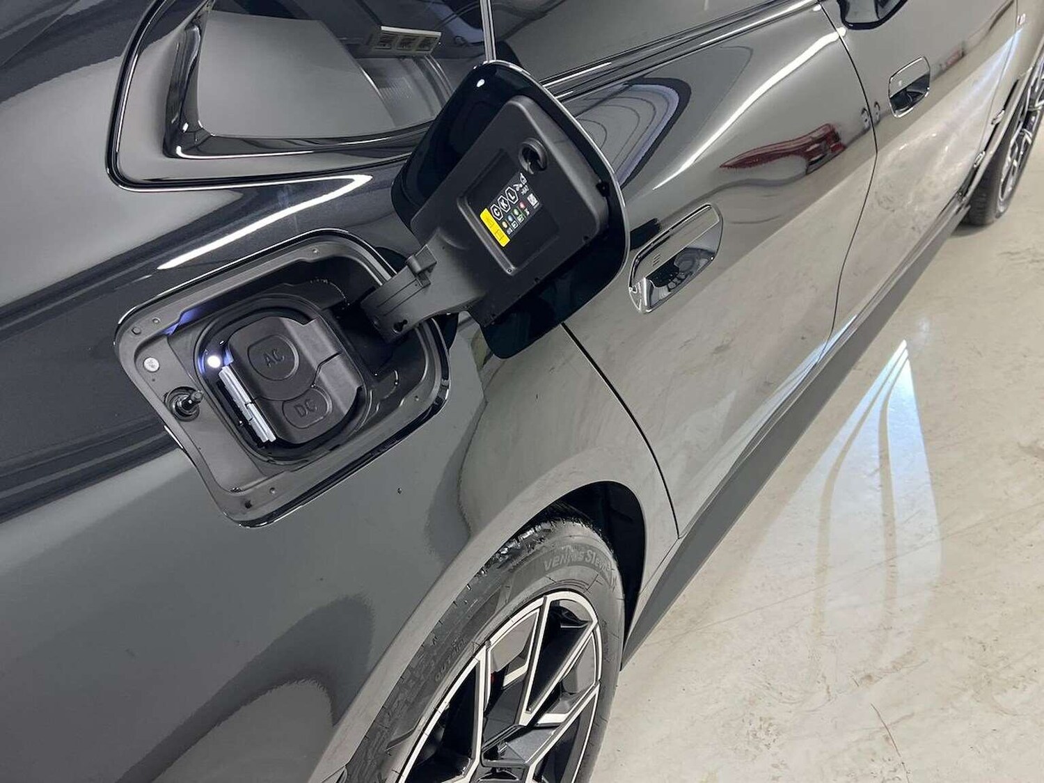 Used BMW i4 2025 for sale - 76596510: Photo 40