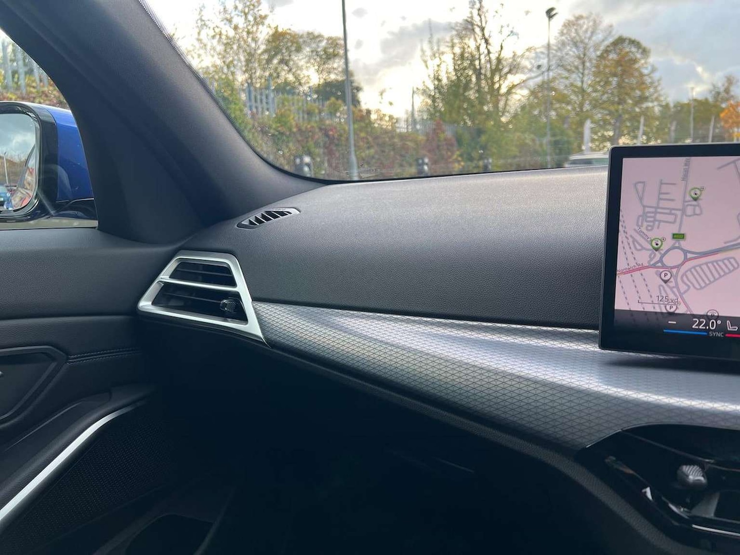 Used BMW 3 Series 2025 for sale - 76596355: Photo 24