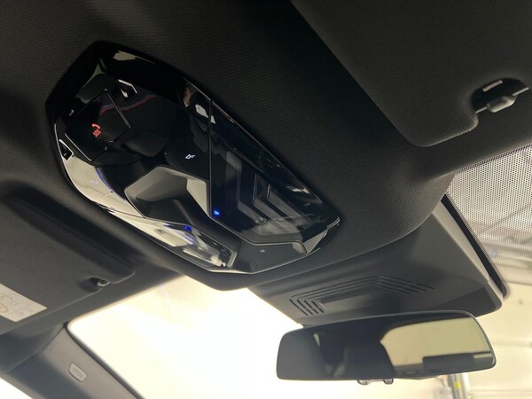 Used BMW iX 2025 for sale - 76212081: Photo 14