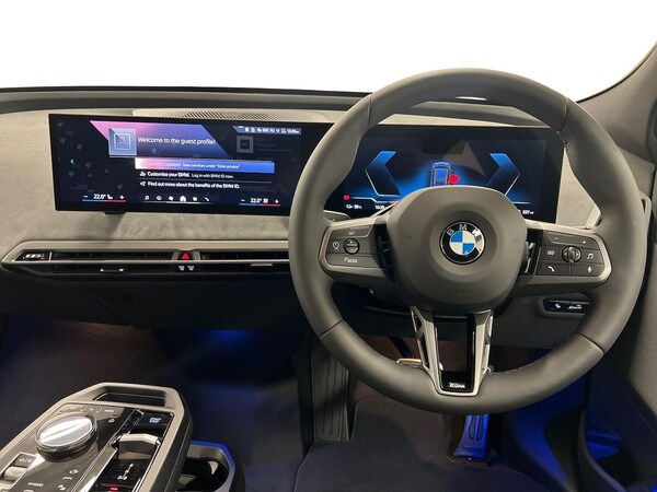 Used BMW iX 2025 for sale - 76212081: Photo 9