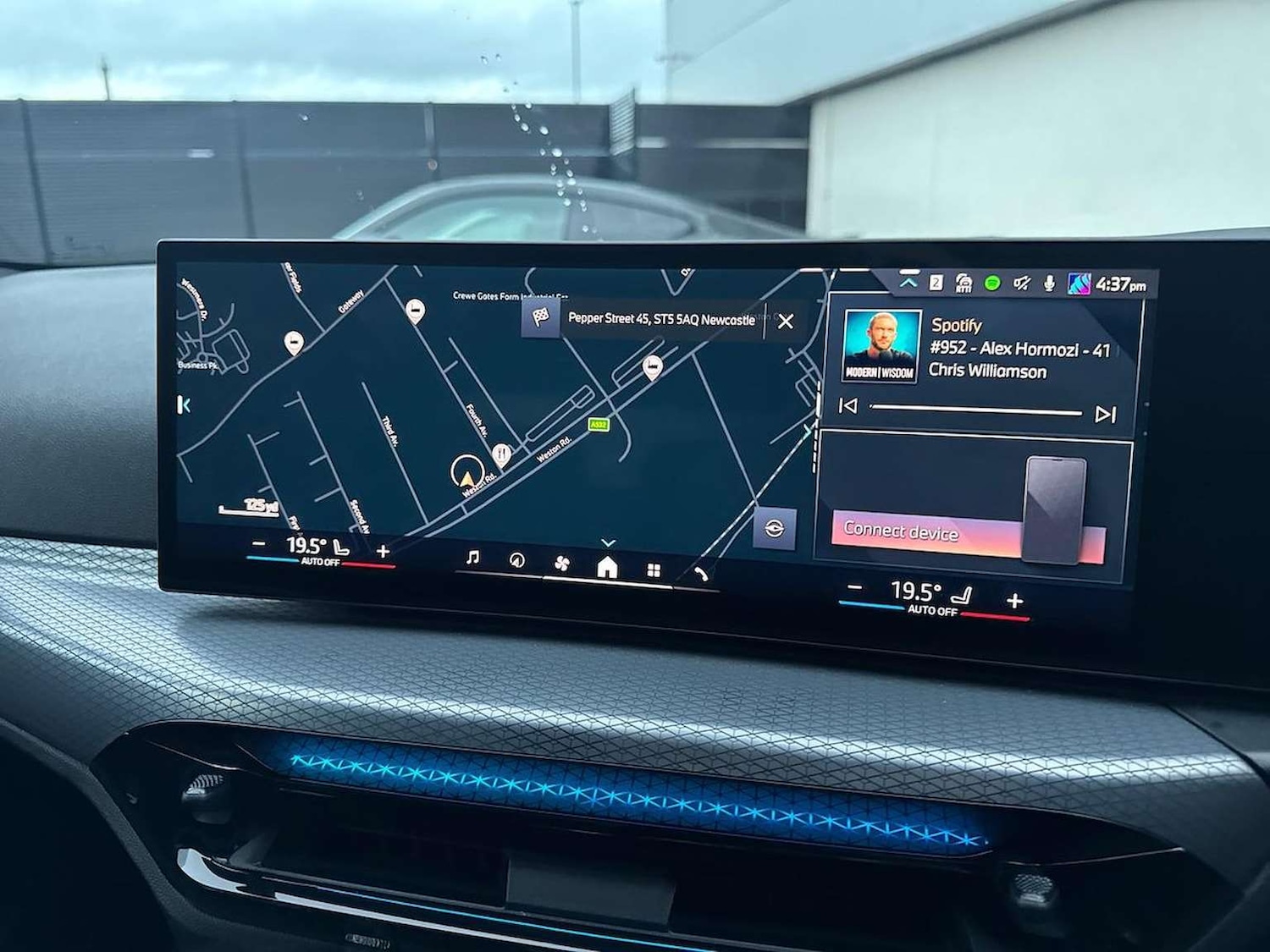 Used BMW 3 Series 2025 for sale - 76596380: Photo 11