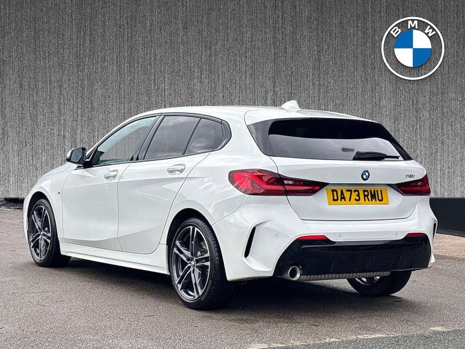 Used BMW 1 Series 2023 for sale - 76596175: Photo 2