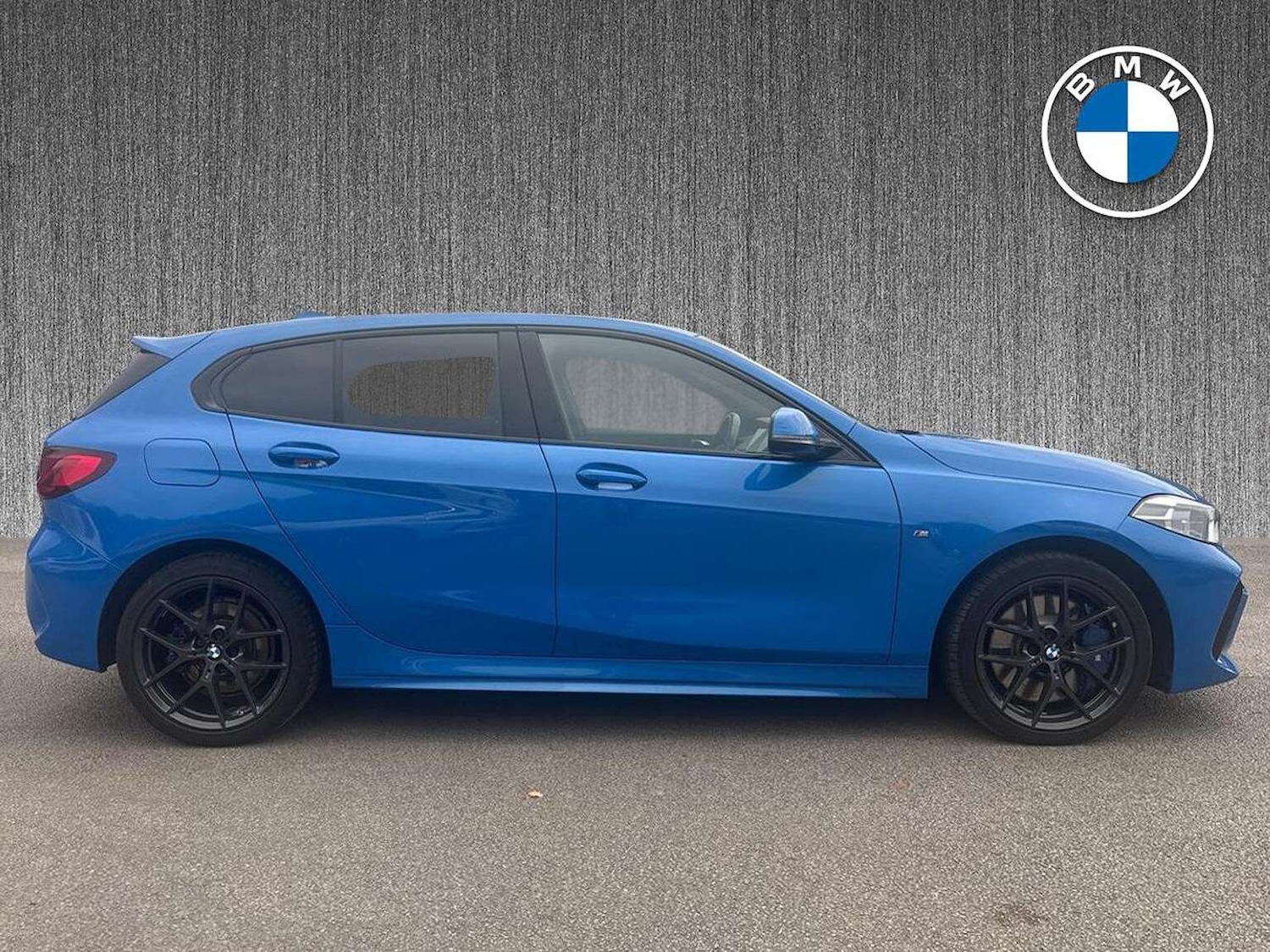 Used BMW 1 Series 2024 for sale - 76596125: Photo 3