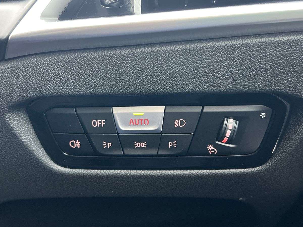 Used BMW 3 Series 2025 for sale - 77033476: Photo 27