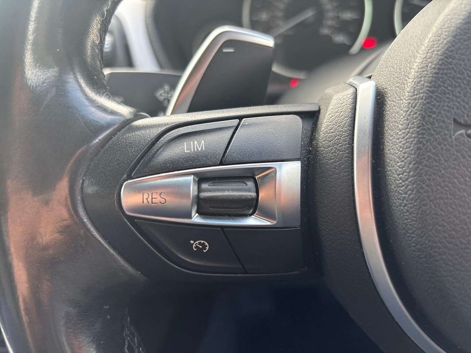 Used BMW 3 Series 2018 for sale - 76596326: Photo 25