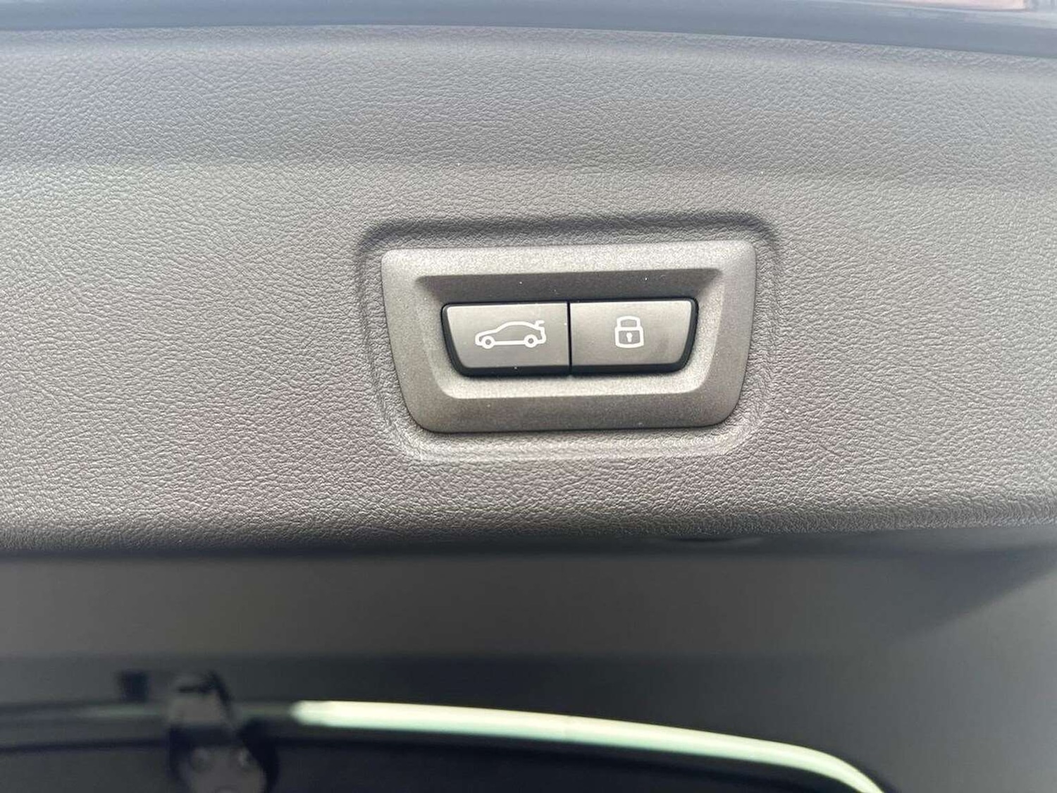 Used BMW i4 2025 for sale - 76596348: Photo 40