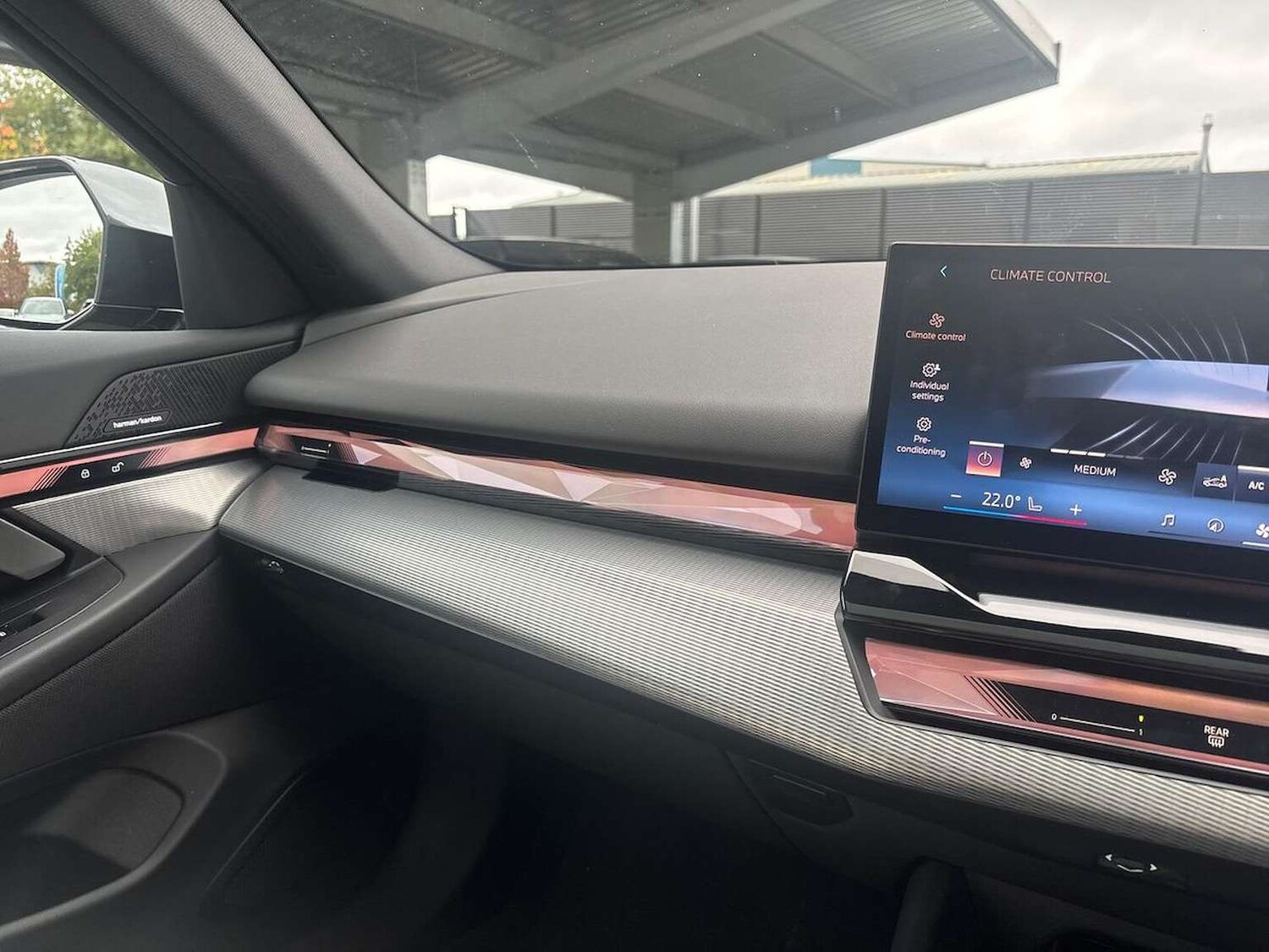 Used BMW i5 2025 for sale - 76596420: Photo 24