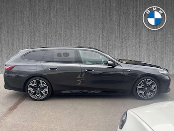 Used BMW i5 2025 for sale - 76596420: Photo