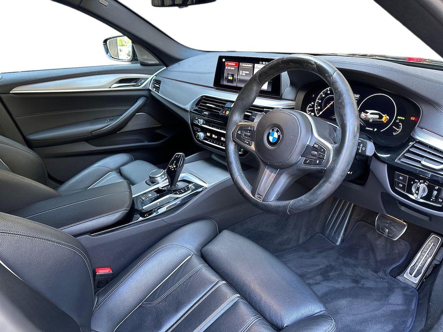 Used BMW 5 Series 2019 for sale - 76391732: Photo 16