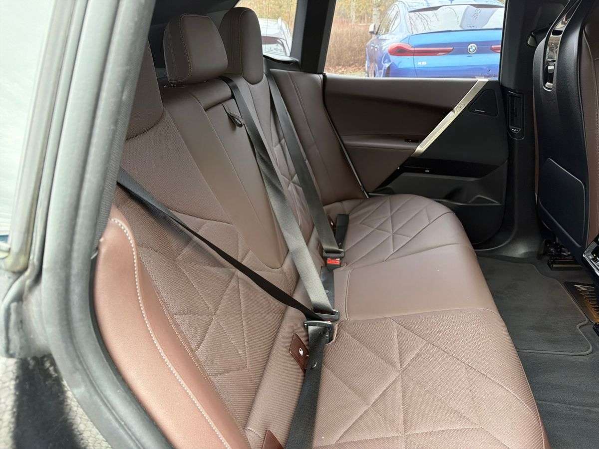 Used BMW iX 2023 for sale - 78132678: Photo 16