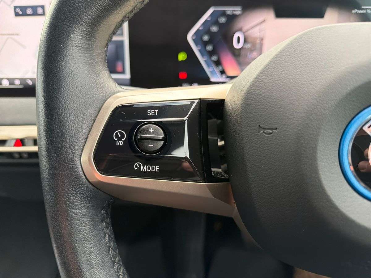 Used BMW iX 2023 for sale - 78132678: Photo 25