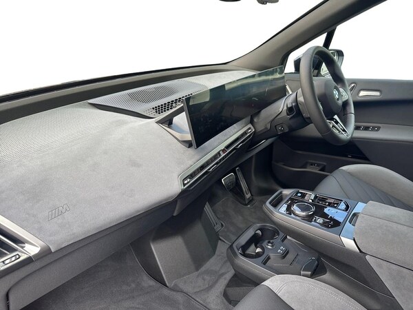 Used BMW iX 2025 for sale - 76030450: Photo 8