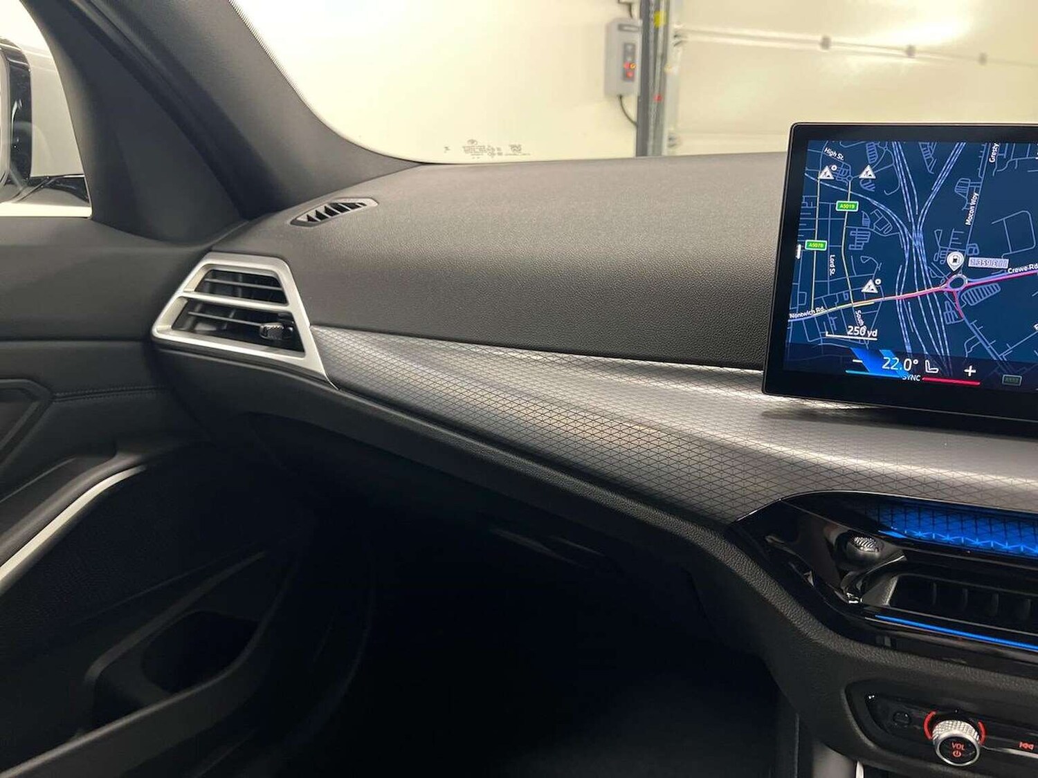 Used BMW 3 Series 2025 for sale - 78193436: Photo 24