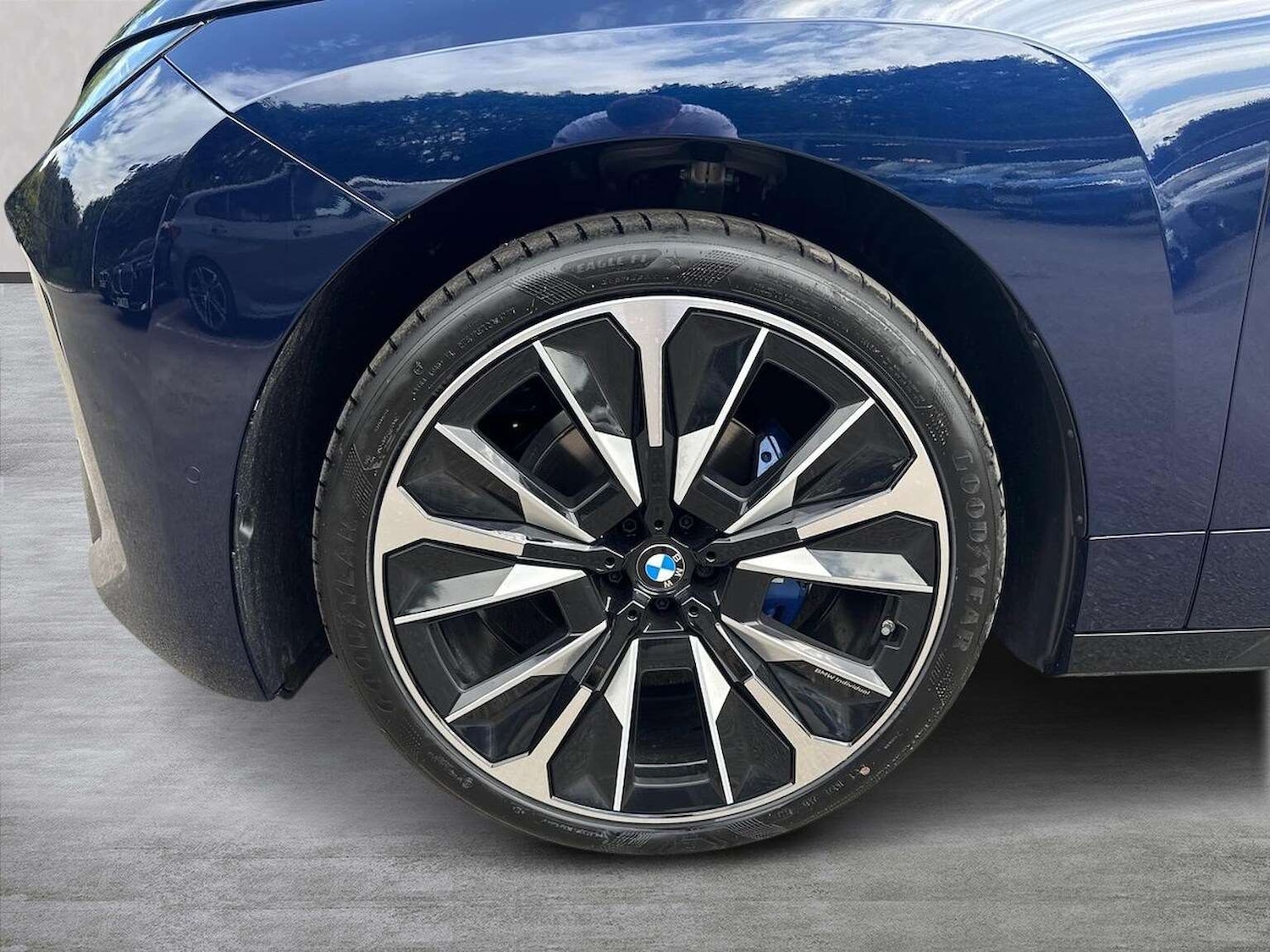 Used BMW iX 2025 for sale - 76596529: Photo 7