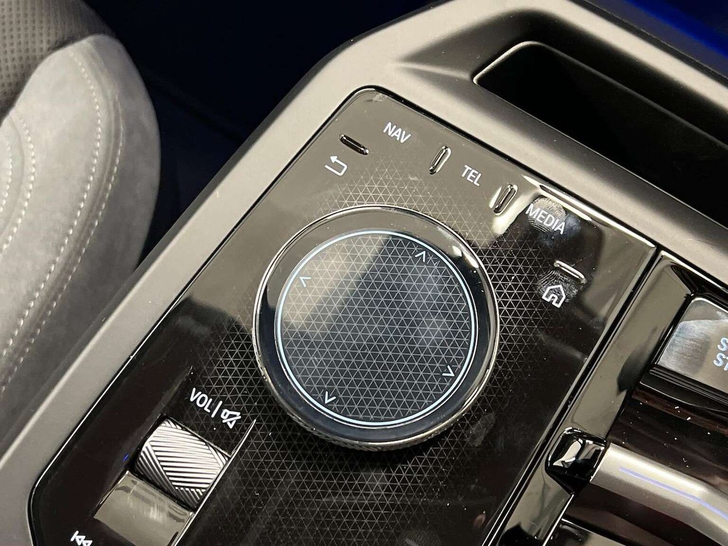 Used BMW iX 2025 for sale - 76605613: Photo 23