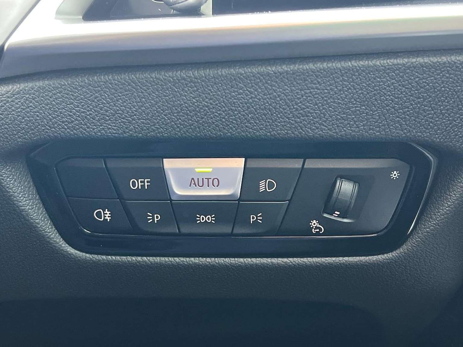 Used BMW 3 Series 2025 for sale - 77603671: Photo 27