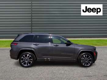 Used Jeep Grand Cherokee 2024 for sale - 74111063: Photo