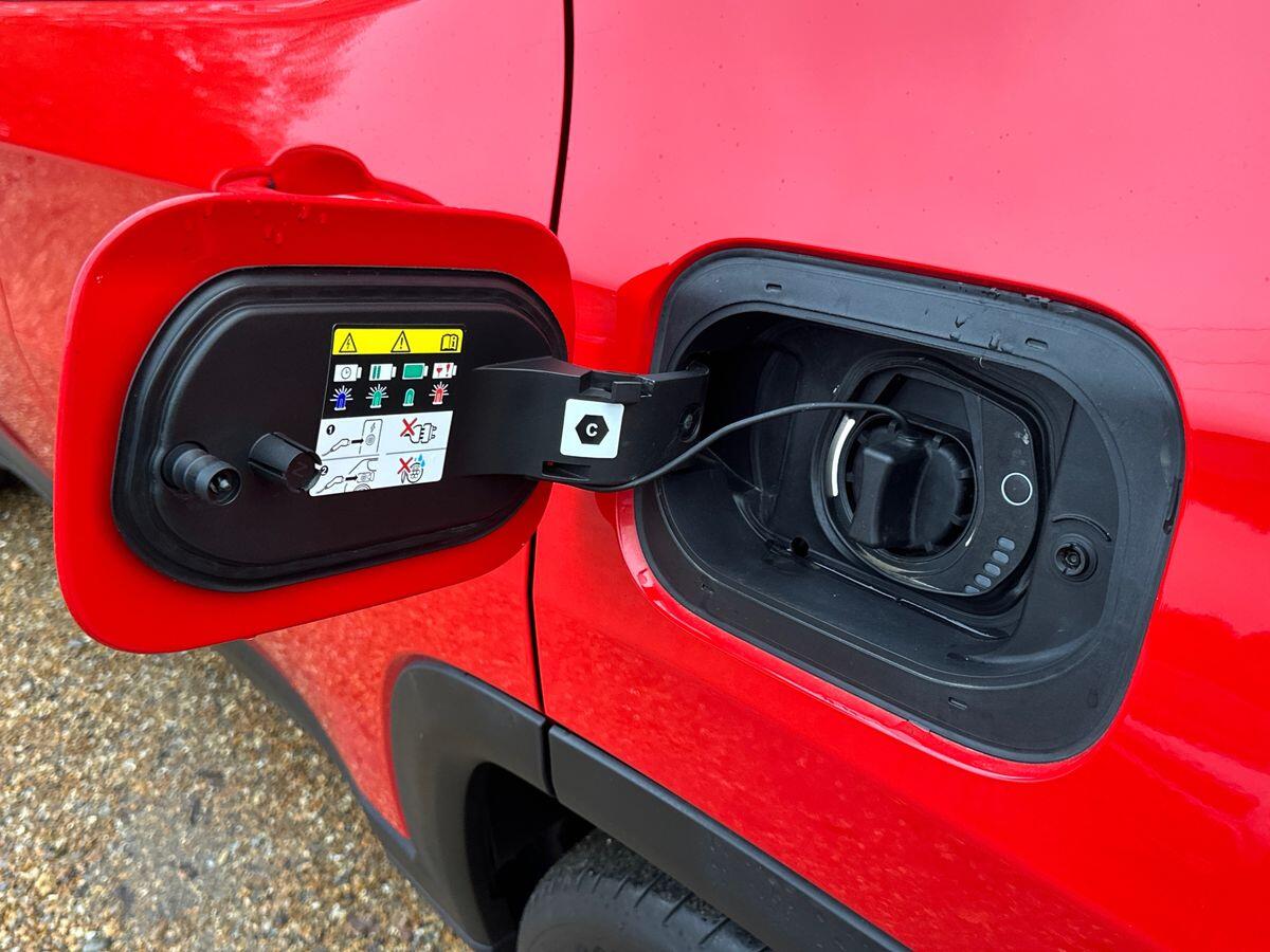 Used Jeep Compass 2024 for sale - 76997379: Photo 25