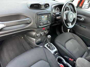 Used Jeep Renegade 2016 for sale - 76550231: Photo