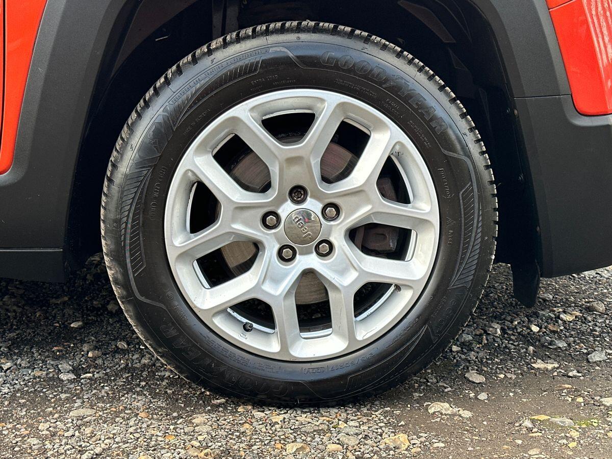 Used Jeep Renegade 2016 for sale - 76550231: Photo 5