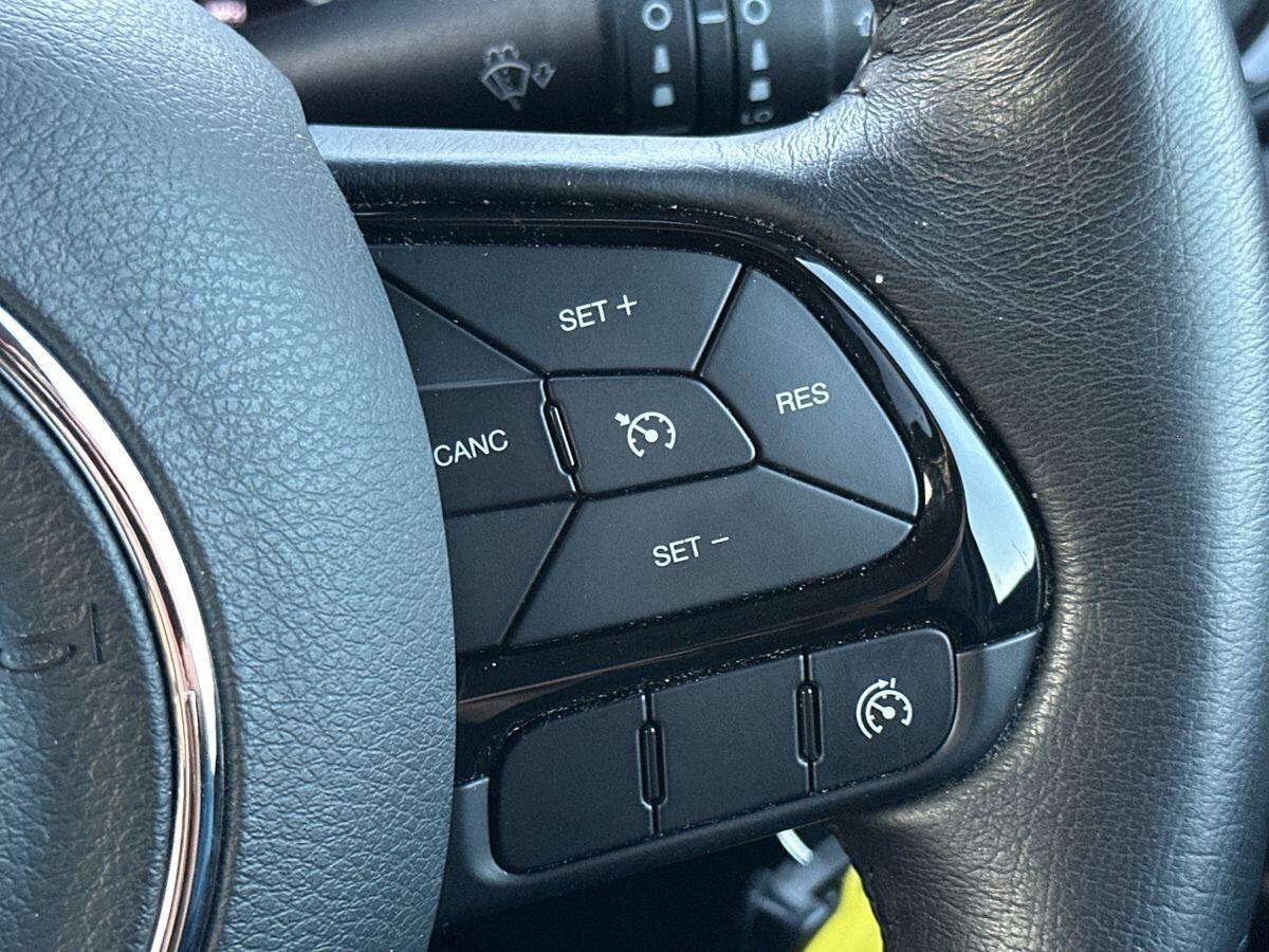 Used Jeep Renegade 2020 for sale - 76666892: Photo 17