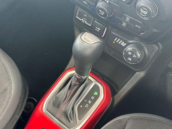 Used Jeep Renegade 2022 for sale - 75232870: Photo 19