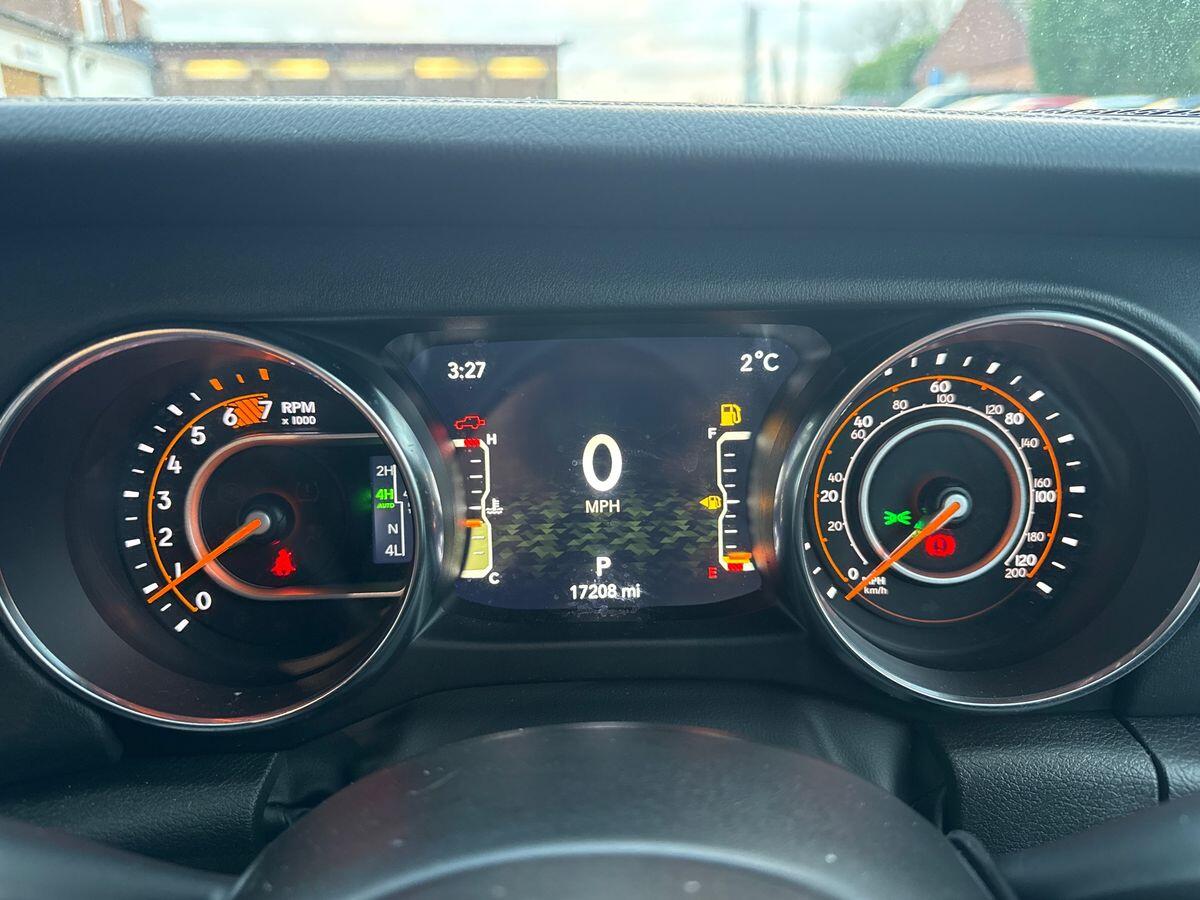 Used Jeep Wrangler 2023 for sale - 76935952: Photo 18