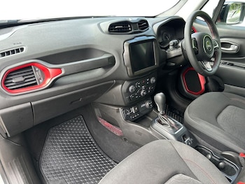 Used Jeep Renegade 2024 for sale - 78897958: Photo