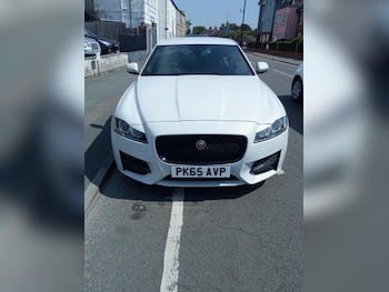 2015 - R-SPORT 4-Door