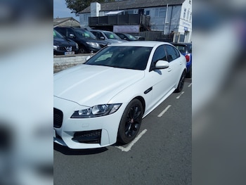 Used Jaguar XF 2015 for sale - 75555492: Photo