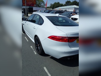 Used Jaguar XF 2015 for sale - 75555492: Photo