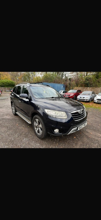 Used Hyundai Santa Fe 2012 for sale - 76555281: Photo 2