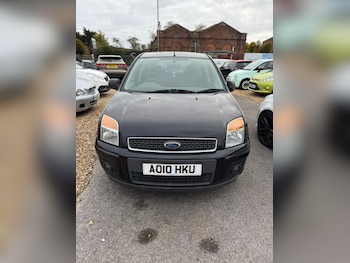 Used Ford Fusion 2010 for sale - 76446074: Photo