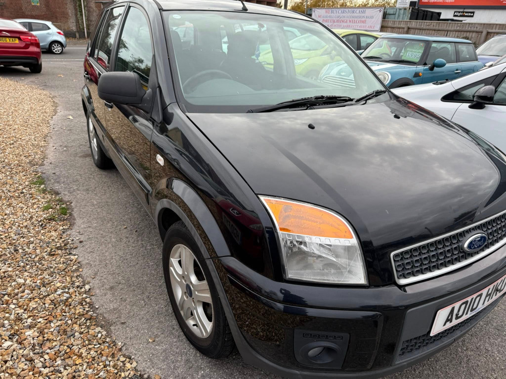 Used Ford Fusion 2010 for sale - 76446074: Photo 2