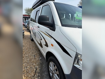 Used Volkswagen Transporter 2007 for sale - 78532402: Photo
