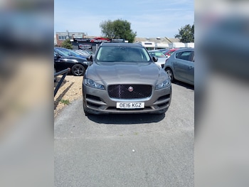 Used Jaguar F-Pace 2016 for sale - 75557143: Photo