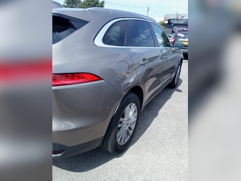 Used Jaguar F-Pace 2016 for sale - 75557143: Photo