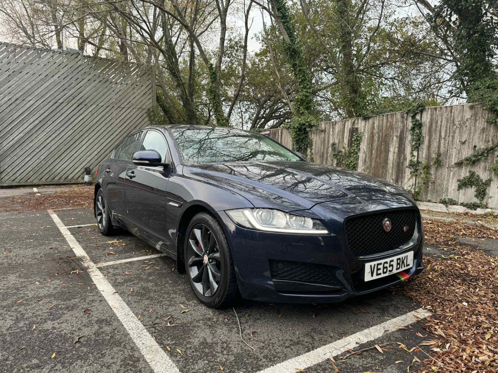 Used Jaguar XF 2015 for sale - 77846576: Photo 2