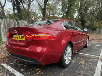 Used Jaguar XE 2016 for sale - 76446072: Photo