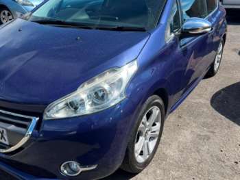Used Peugeot 208 2012 for sale - 74711184: Photo