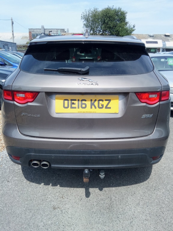 Used Jaguar F-Pace 2016 for sale - 76455625: Photo 2