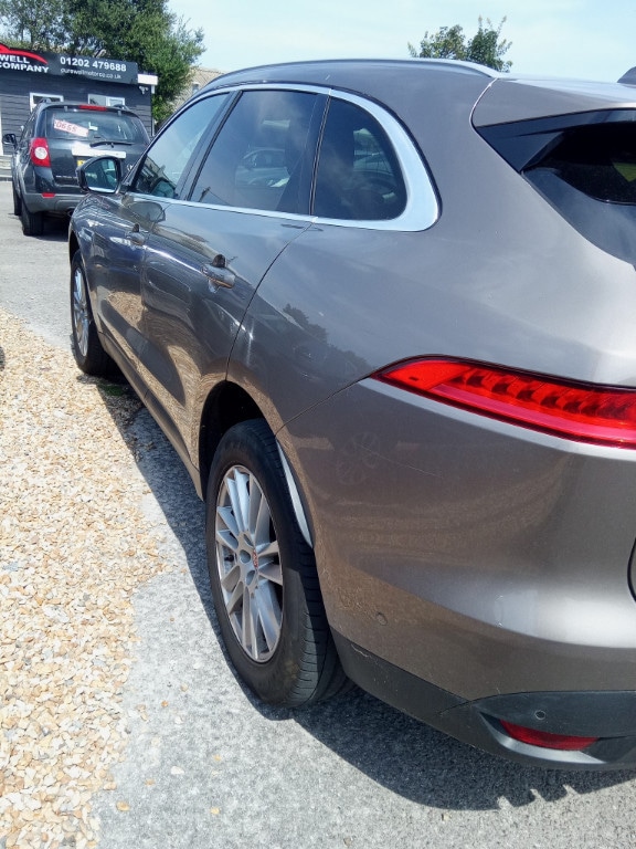 Used Jaguar F-Pace 2016 for sale - 76455625: Photo 4